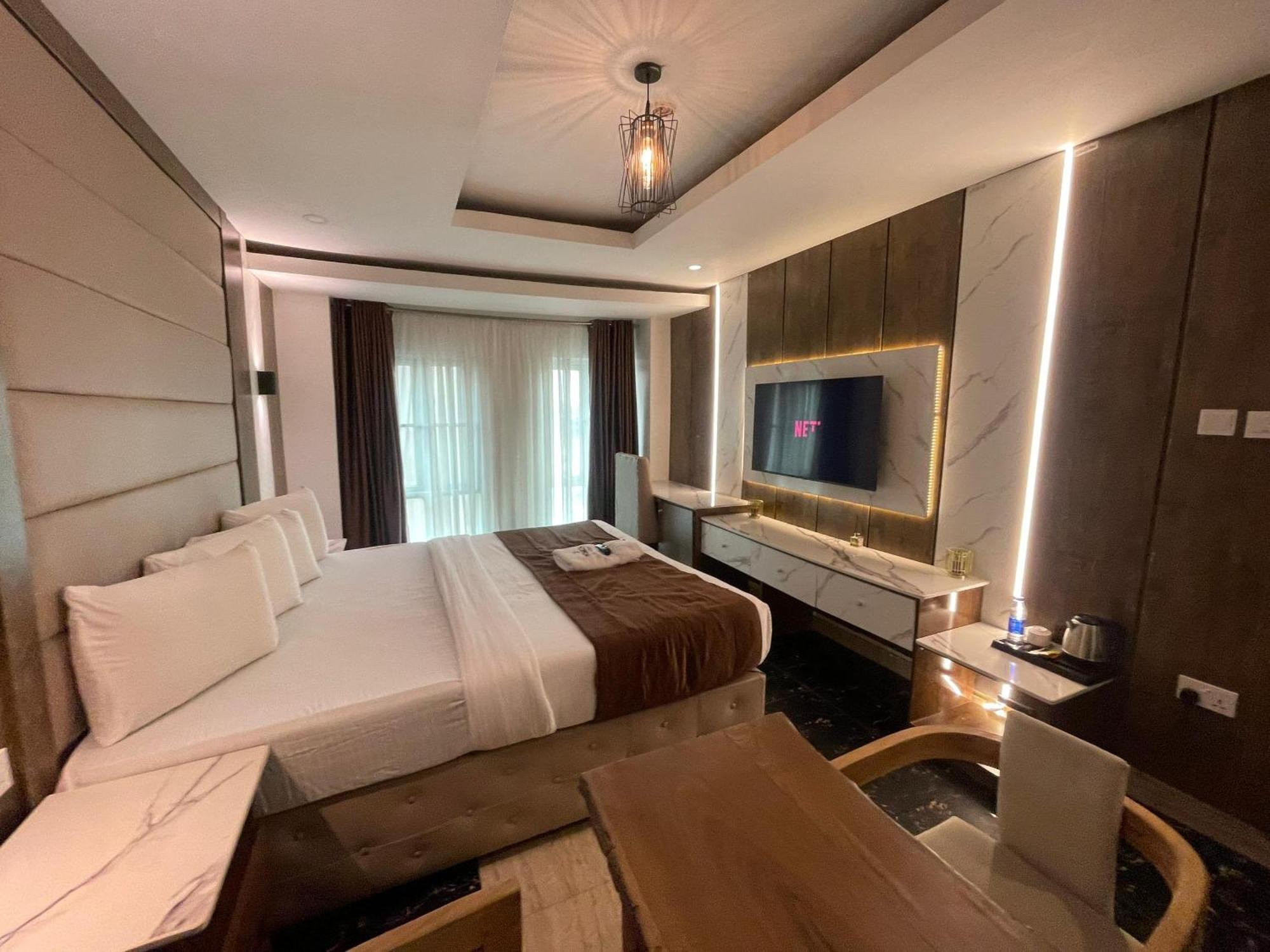 Presken Hotel At International Airport Road Ikeja Exterior foto