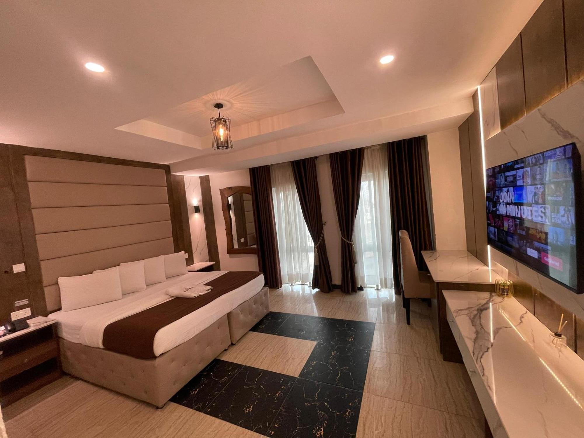 Presken Hotel At International Airport Road Ikeja Exterior foto